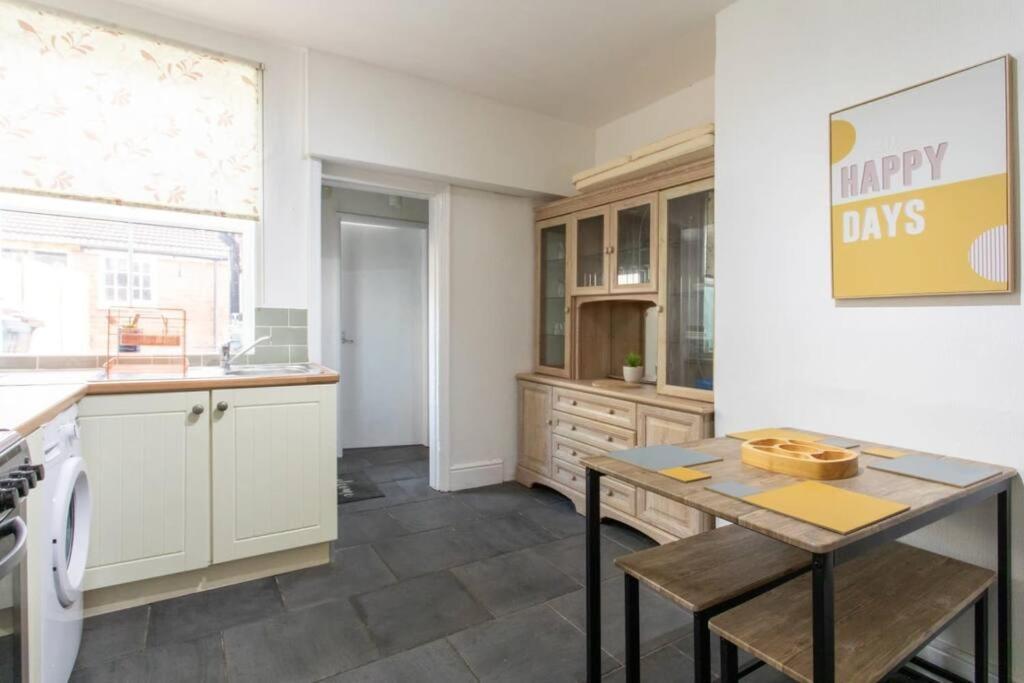 Cosy Home In City Centre リンカーン エクステリア 写真