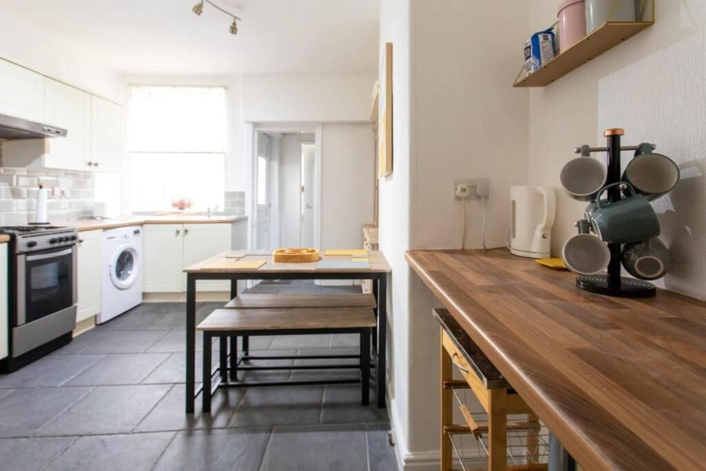 Cosy Home In City Centre リンカーン エクステリア 写真